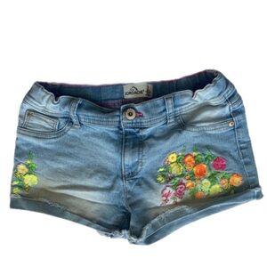Y2K Mini Rebellious Denim Short Boho Free Spirit Fray Girls 12 Floral Embroidery